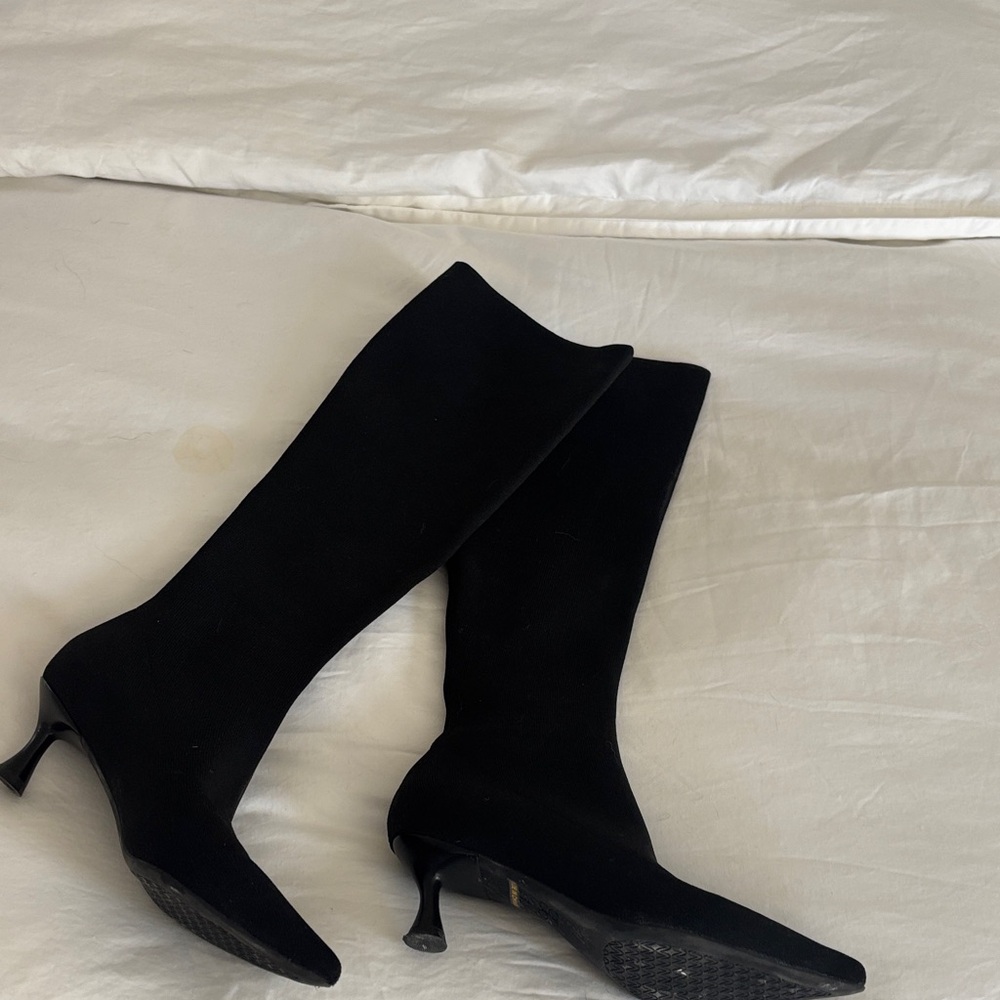 Black Knee-High Heeled Boots — Sleek Women's Dress Boot